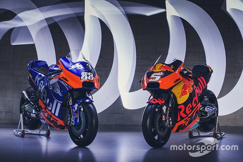 KTM imita el modelo Red Bull F1 en el lanzamiento de su armada de MotoGP