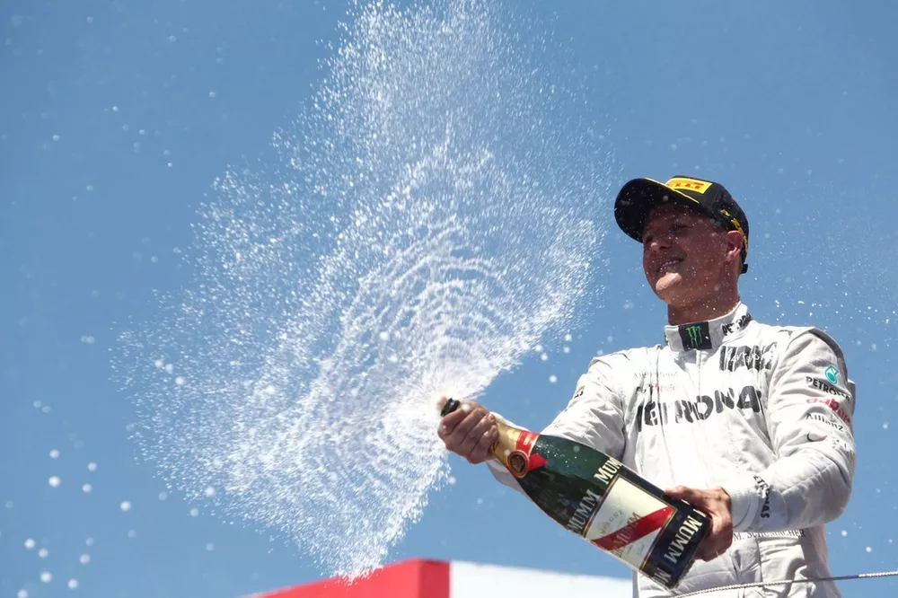 Podium : le troisi&egrave;me, Michael Schumacher, Mercedes AMG F1