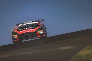 Juncadella y Riberas disputarán las 12 Horas de Bathurst con Mercedes