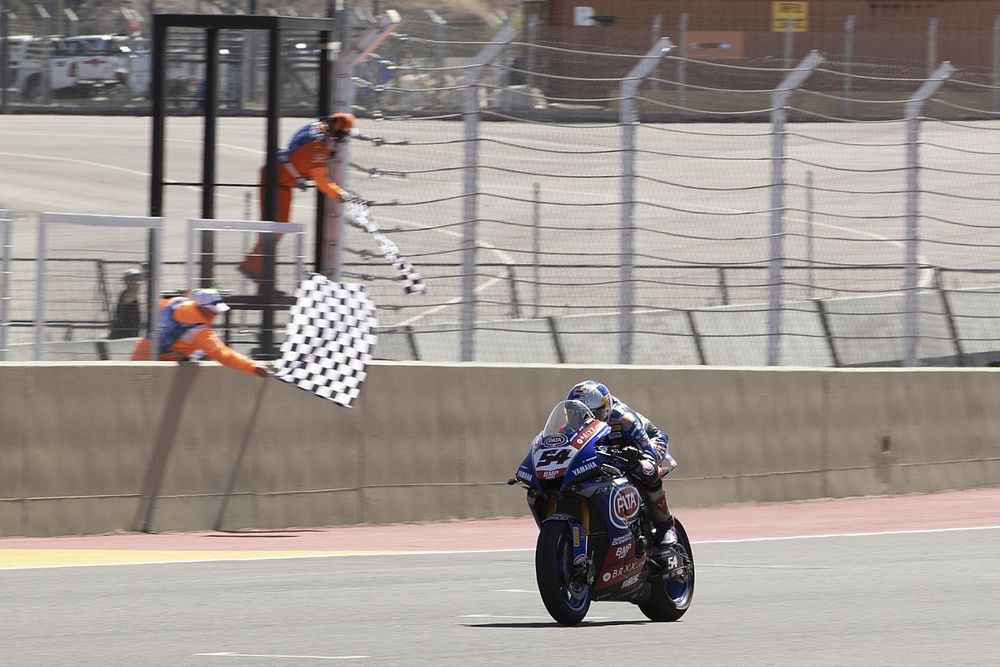 Toprak Razgatlioglu, PATA Yamaha WorldSBK Team bandera a cuadros