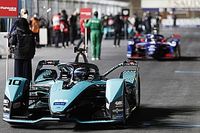 VIDEO: Bird gana segunda carrera en Arabia ante accidente de Lynn