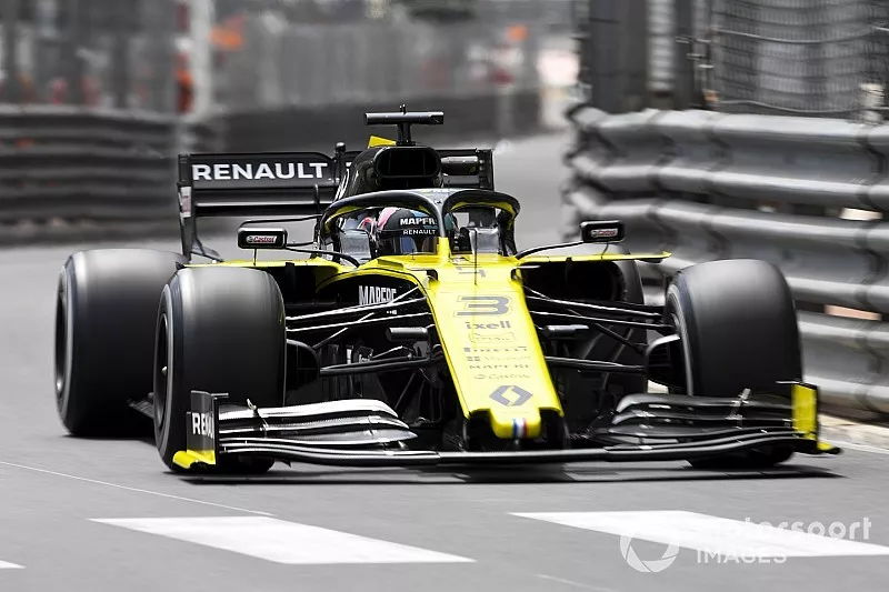 Daniel Ricciardo, Renault R.S.19
