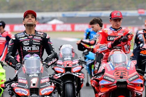 Mart&iacute;n: "Con una Ducati, creo que habr&iacute;a peleado con M&aacute;rquez hasta el final"