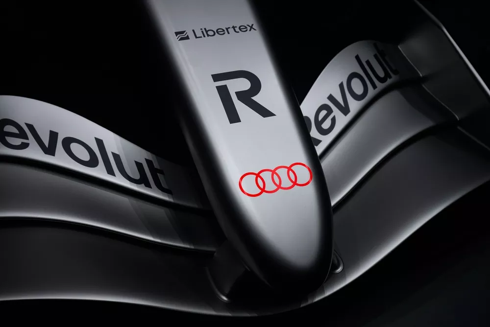 Audi F1 Team R26 decoraci&oacute;n