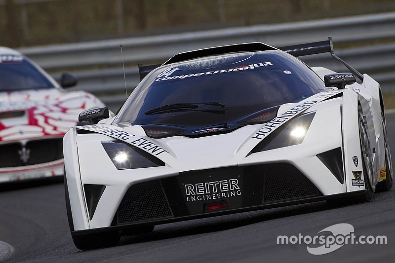 GT4 Zandvoort: incidentrijke eerste wedstrijd van finaleweekend