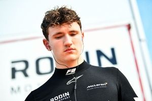 Após sair da McLaren, Dunne se aproxima de acordo com Red Bull visando vaga na F1, diz BBC