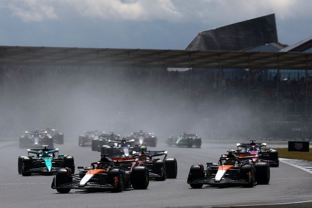 Lando Norris, McLaren, Oscar Piastri, McLaren