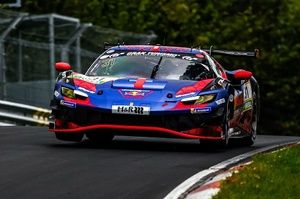 Max Verstappen domina con un Ferrari en el Nürburgring y gana su carrera en GT3