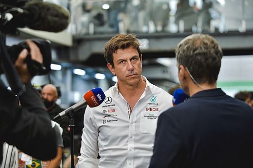 F1: Wolff quantifica diferença entre Mercedes e Ferrari