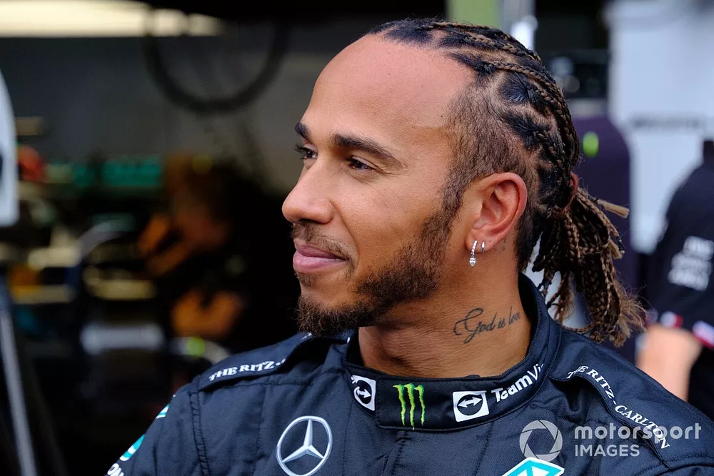 Lewis Hamilton, Mercedes W13