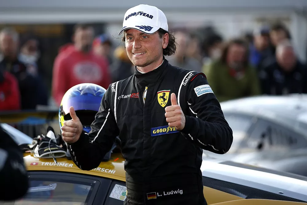 Pole sitter #26 octane126 Ferrari 488 GT3 Evo: Luca Ludwig