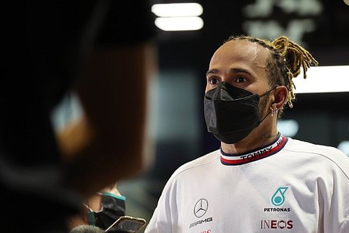 Hamilton: "Llevo mucho tiempo sufriendo mental y emocionalmente"