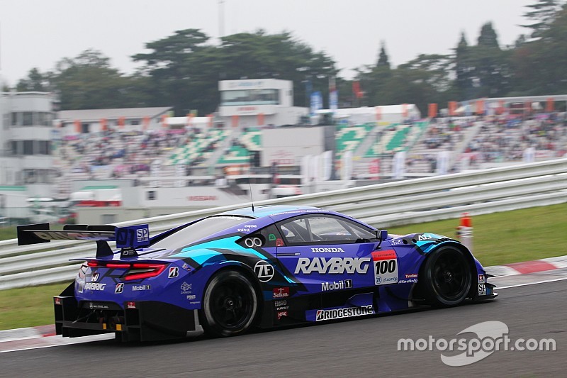 スーパーGT第6戦SUGO｜公式練習はドライからウエットへ。#100 RAYBRIG