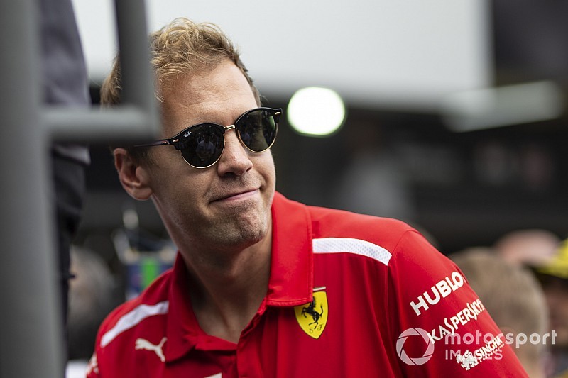 Vettel confia que Ferrari trará pilotos adequados para o simulador