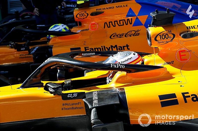 Carlos Sainz Jr., McLaren MCL34, Lando Norris, McLaren MCL34
