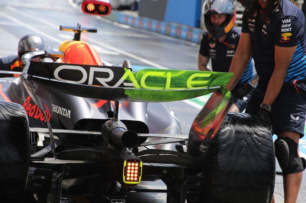 Red Bull Racing RB20 detalle trasero