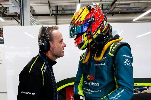 VÍDEO: Rubinho se emociona e se declara a Dudu após pódio do filho no WEC em Interlagos