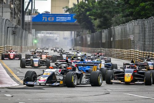 GP de Macao: Ugochukwu, j&uacute;nior de McLaren, gana una carrera llena de accidentes