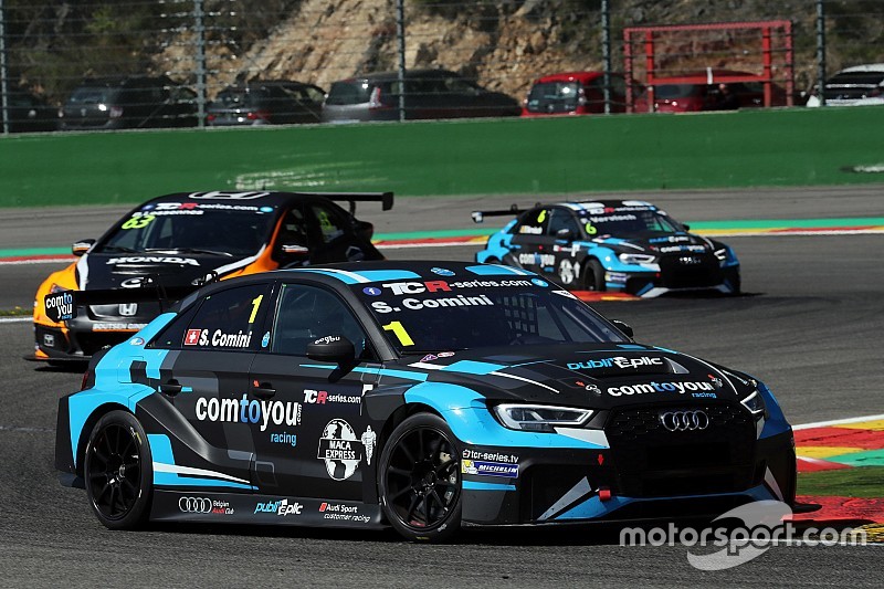 Comini inaugure, Vernay en patron