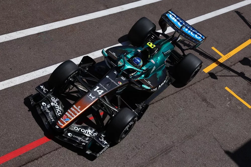 Fernando Alonso, Aston Martin Racing