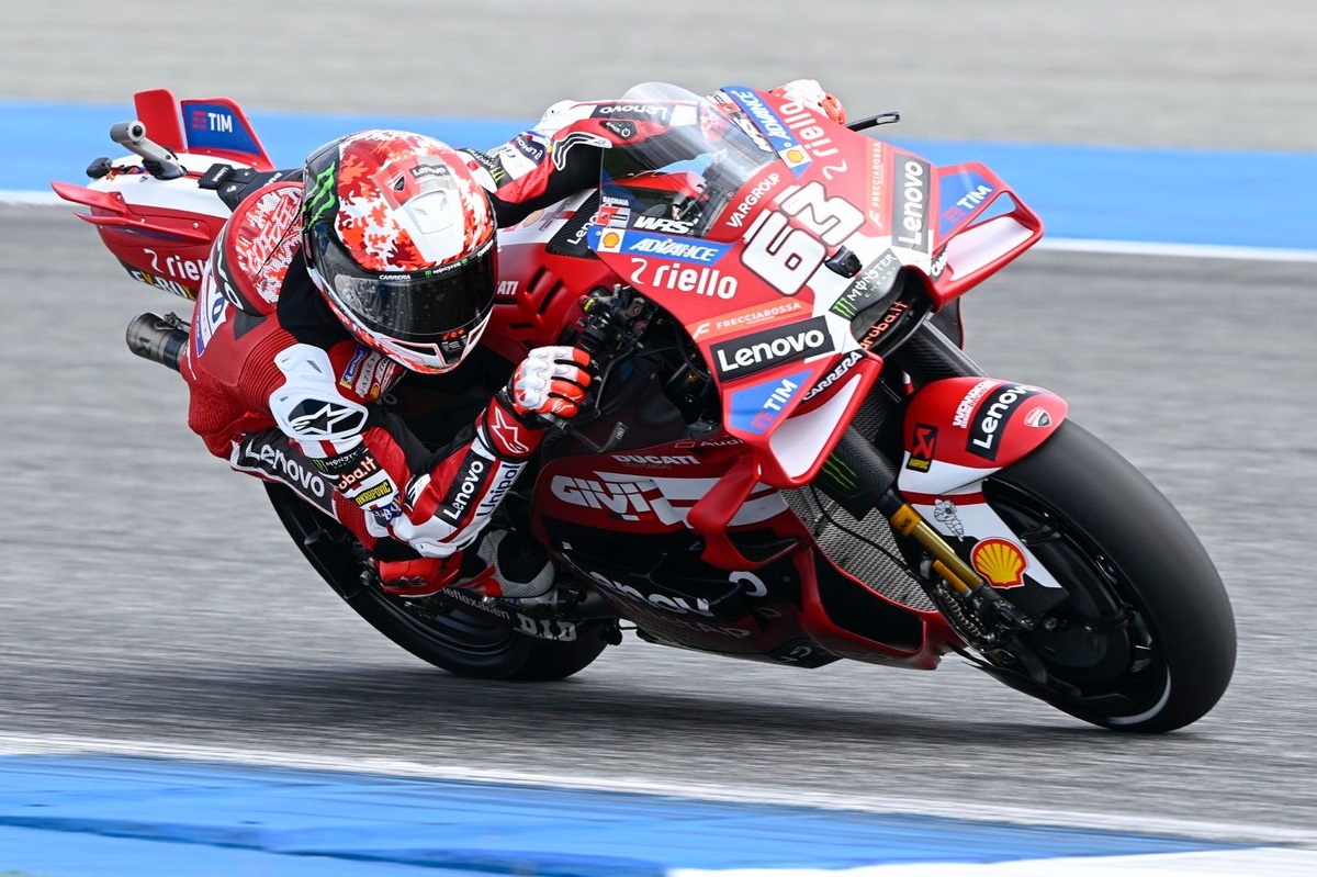 La folle épopée pour les casques de Bagnaia, Bastianini et Moreira en Thaïlande