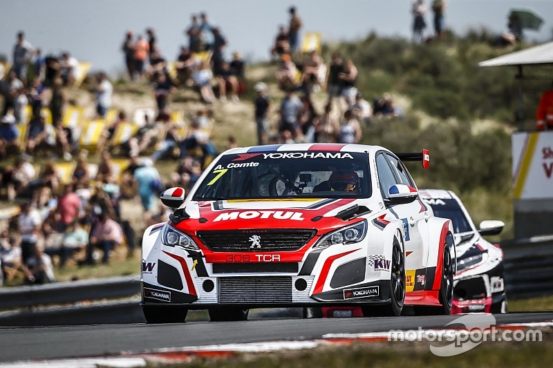 Комт и Вернэ выиграли гонки WTCR в Зандфорте