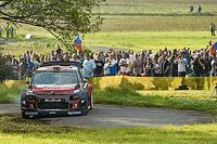 Mikkelsen lidera en el comienzo del viernes en Alemania