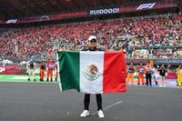 Mecánico de Red Bull piensa que presión desde México afectó a Checo Pérez
