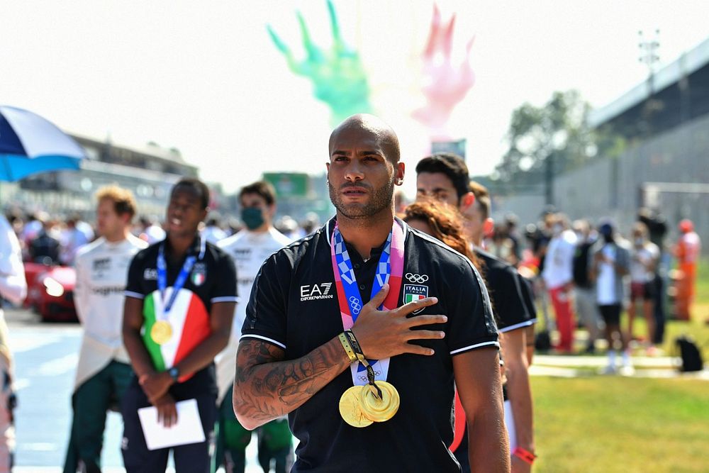 El campeón olímpico de 100 metros lisos Lamont Marcell Jacobs