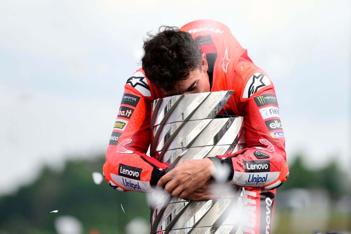 “Nadie sabe lo que ha llegado a llorar Marc Márquez» 