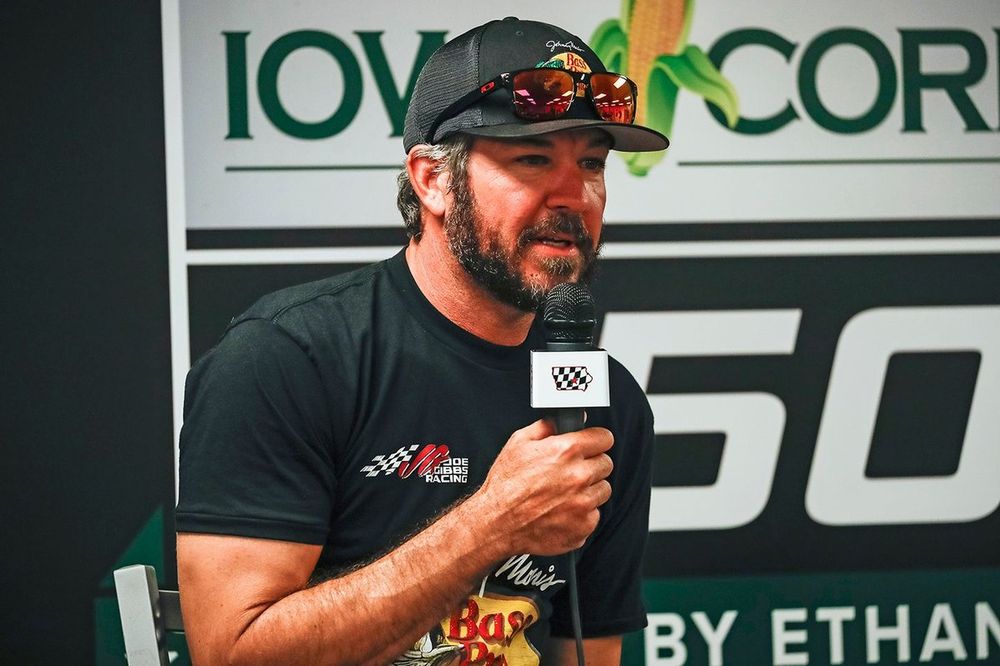 Martin Truex Jr. anuncia su retiro