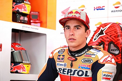 Operasi bahu Marquez berjalan sukses
