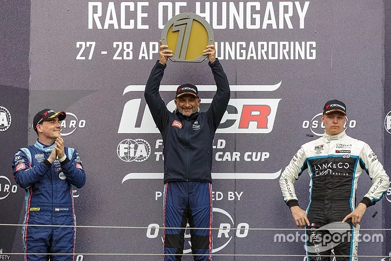 Podio: Gabriele Tarquini, BRC Hyundai N Squadra Corse Hyundai i30 N TCR, Norbert Michelisz, BRC Hyundai N Squadra Corse Hyundai i30 N TCR, Yann Ehrlacher, Cyan Performance Lynk & Co 03 TCR