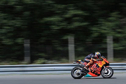 Espargaro "not using his full potential", says KTM