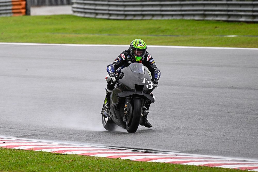 Crutchlow vuelve a liderar un shakedown MotoGP condicionado por la lluvia