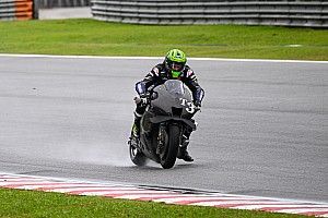 Crutchlow vuelve a liderar un shakedown MotoGP condicionado por la lluvia