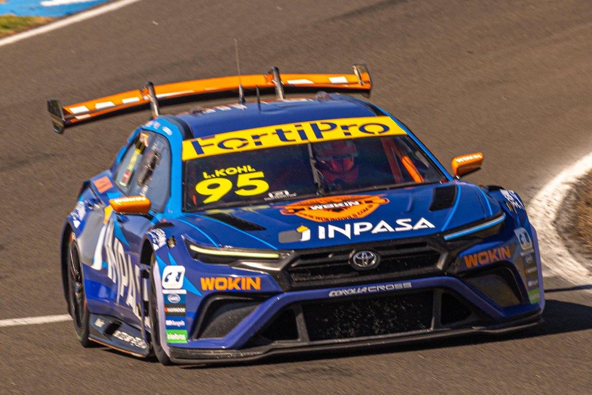 Entre calor e estratégia, Lucas Kohl e Danilo Dirani encaram prova de sobrevivência no endurance da Stock Car