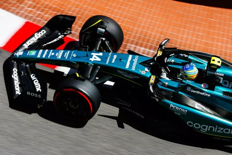 Fernando Alonso: Mit "unkomfortablem Risiko" zu P2 hinter Verstappen