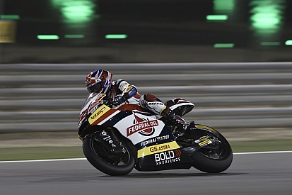 Lowes vuela y Fenati arrasa en Qatar