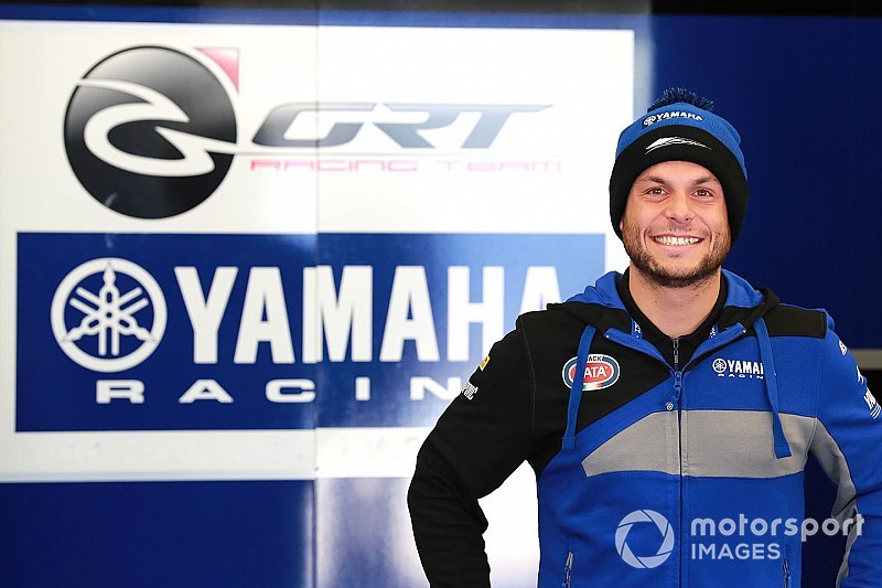 Sandro Cortese trotz Sturz schneller als Teamkollege Marco Melandri