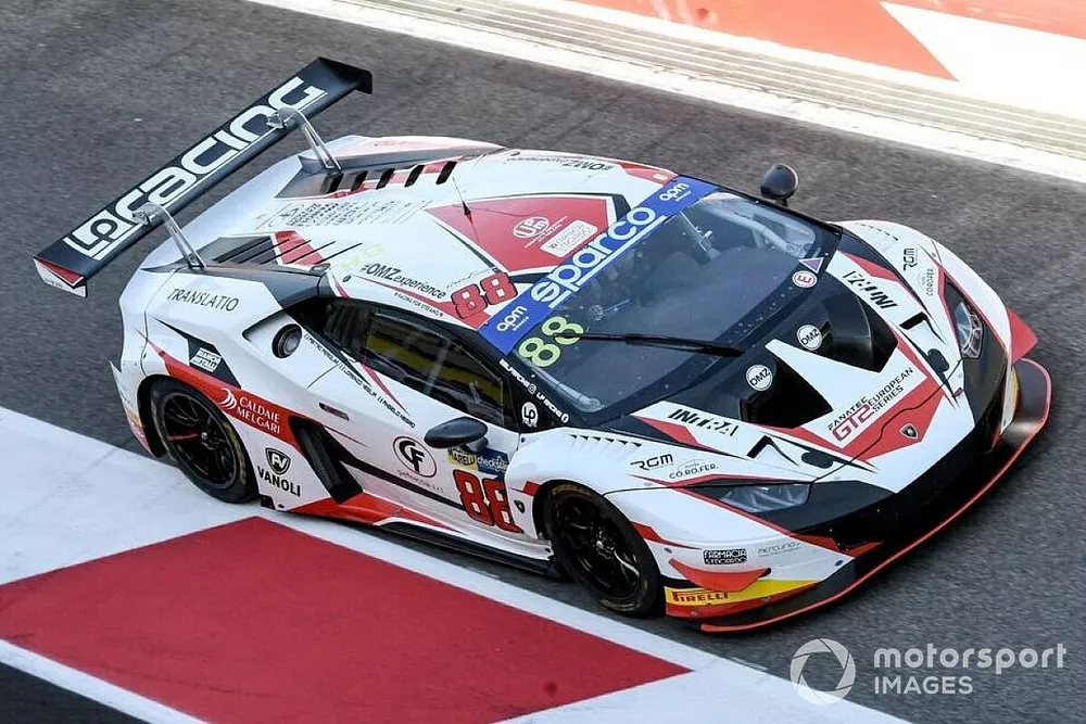 
#88 LP Racing, Lamborghini Huracan GT3 Evo: Pietro Perolini, Angelo Negro, Lorenzo Veglia

