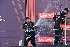 Horner: "Max'in hedefi yarışı 20 saniye farkla kazanmaktı"