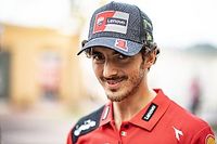 El comentario de Bagnaia a Márquez en Motegi: "Bye, bye Honda"