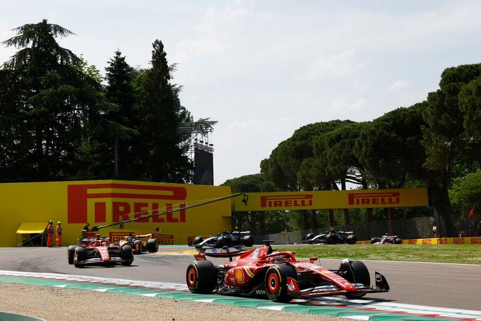 Charles Leclerc, Ferrari SF-24, Carlos Sainz, Ferrari SF-24, Oscar Piastri, McLaren MCL38