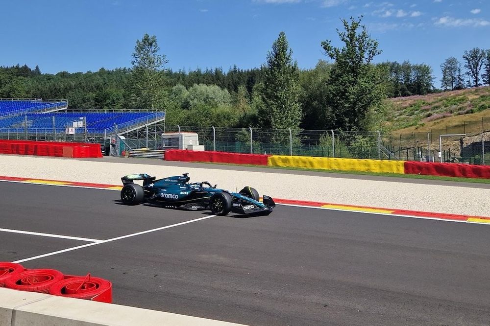 Stoffel Vandoorne condujo para Aston Martin en el test de Pirelli en Spa para el desarrollo de los neum&aacute;ticos de 2025