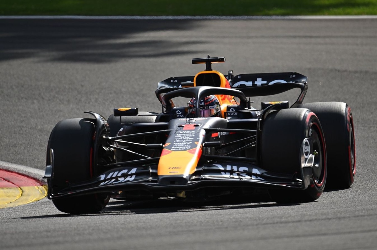 F1 | Max deluso: "Mi aspettavo di più". Quanto pesa la scelta dell’ala per la pioggia?