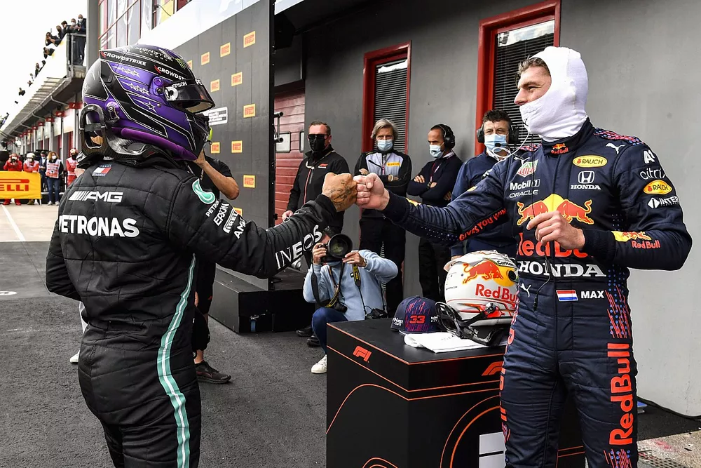 Max Verstappen, Red Bull Racing, congratulates pole man Lewis Hamilton, Mercedes, in Parc Ferme
