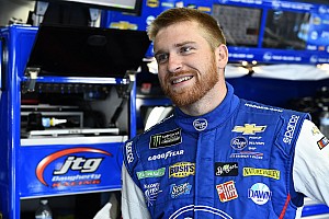 Chris Buescher earns second consecutive top-10 finish