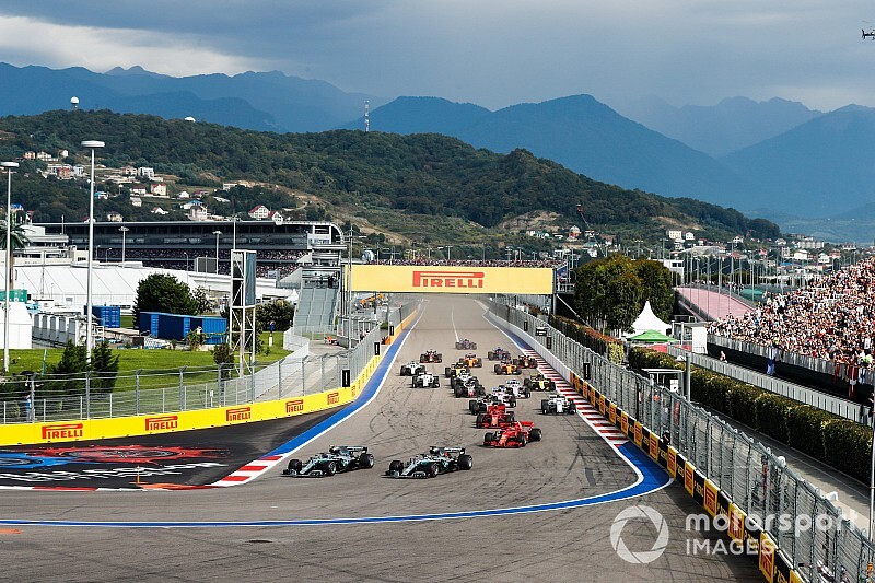 Hamilton ingin balapan Sochi dibalik ke arah berlawanan