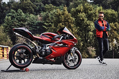 Bildergalerie: Lewis Hamilton und sein Motorrad von MV Agusta